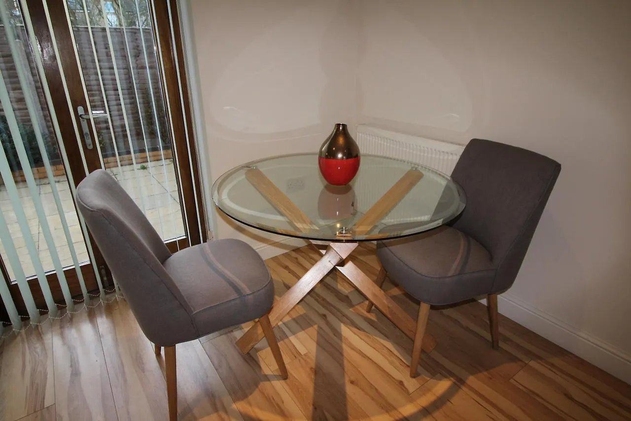 Lux Living Apartments - Alpha Apartments Cambridge