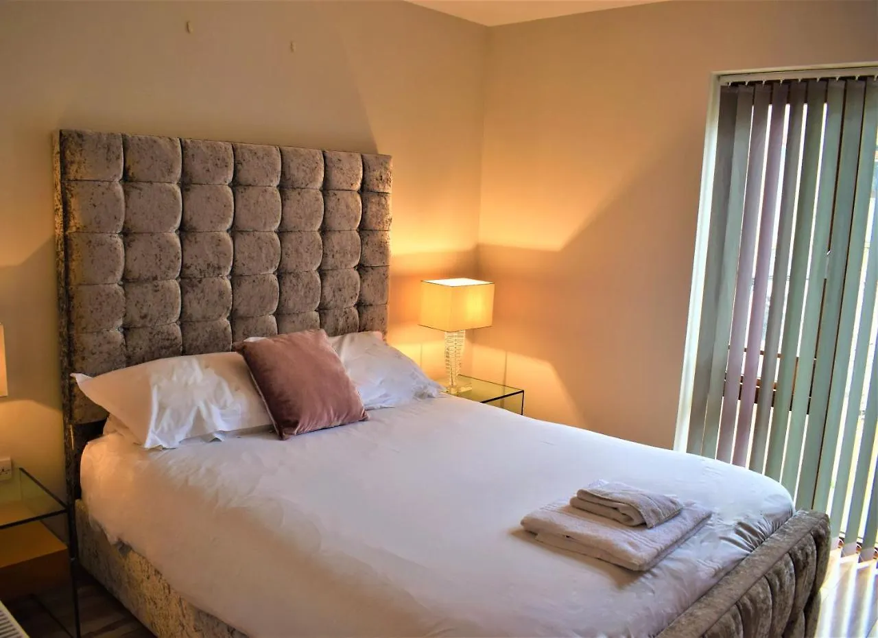 Lux Living Apartments - Alpha Apartments Cambridge
